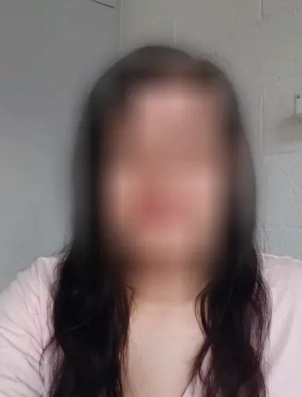 Josephine, 33