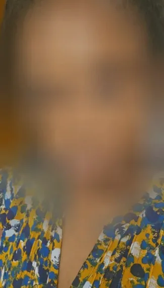 Luisa, 37