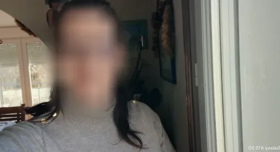 Mira, 33