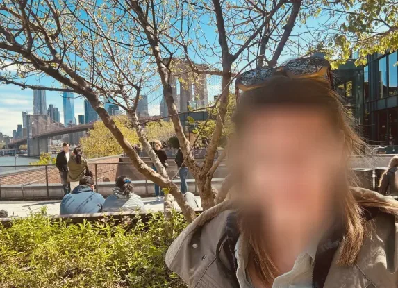 Zeynep, 39